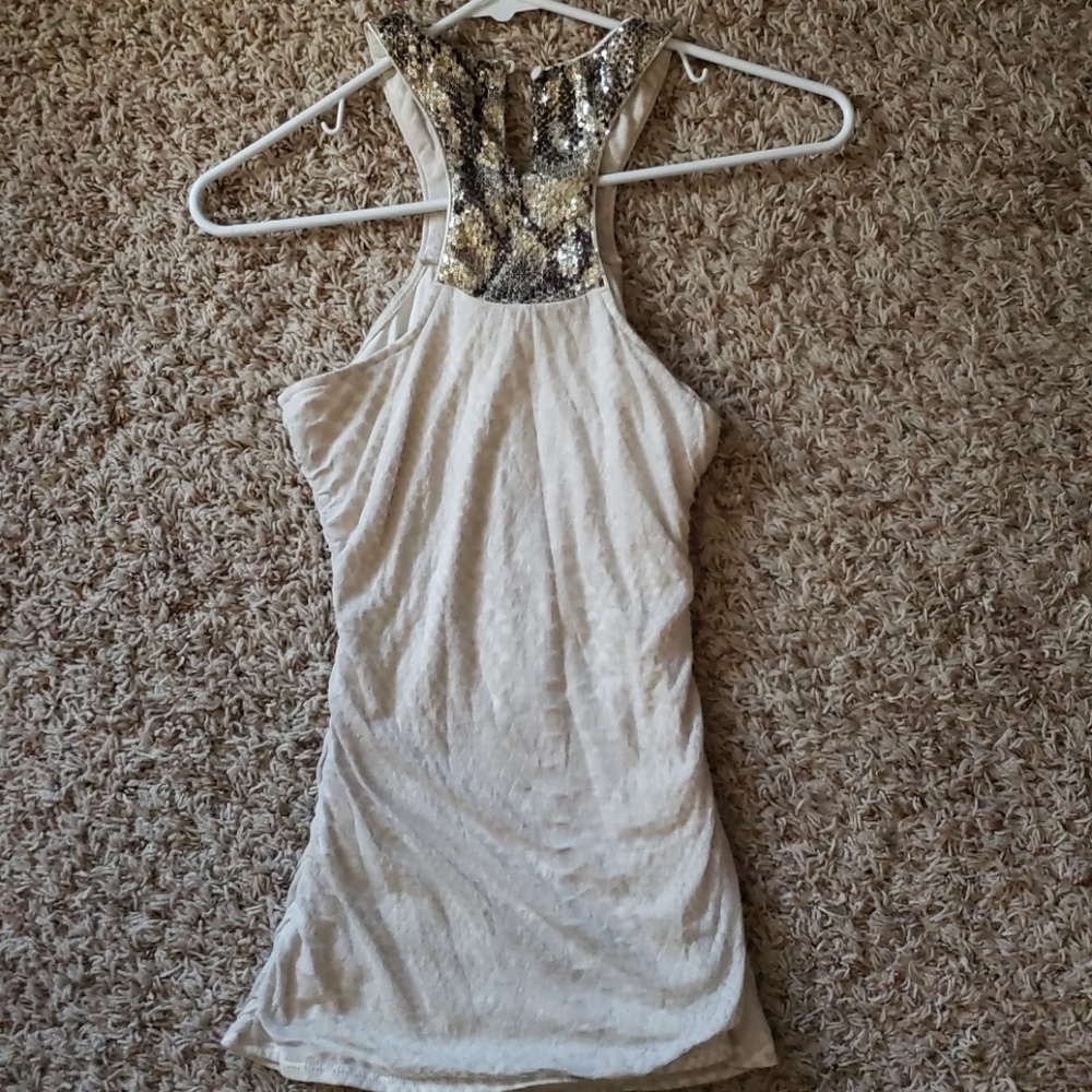 Express Tank Top - Picture 3 of 5